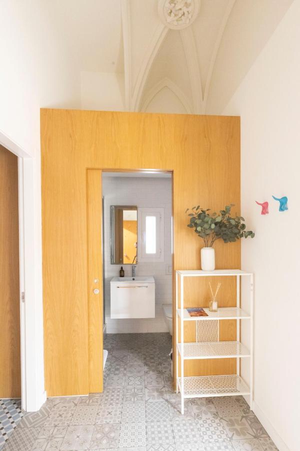 The Barcelona Centric Apt By Maison Pinata Dış mekan fotoğraf